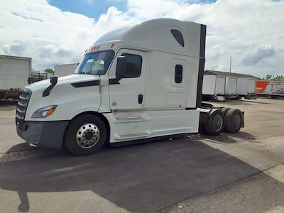 Used 2020 Freightliner Cascadia Detroit Diesel DD15 Semi Truck with Sleeper Cab for sale #875450 - photo 1