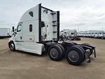 Used 2020 Freightliner Cascadia Detroit Diesel DD15 Semi Truck with Sleeper Cab for sale #875454 - photo 2