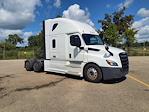 Used 2020 Freightliner Cascadia Detroit Diesel DD15 Semi Truck with Sleeper Cab for sale #875459 - photo 4