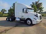 Used 2020 Volvo VNR Volvo D13 Semi Truck for sale #894769 - photo 4