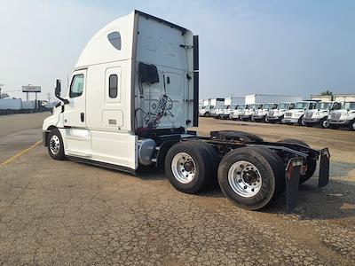 Used 2020 Freightliner Cascadia Detroit Diesel DD15 Semi Truck with Sleeper Cab for sale #894890 - photo 2