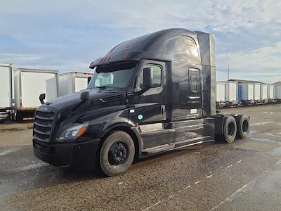 Used 2020 Freightliner Cascadia Detroit Diesel DD15 Semi Truck with Sleeper Cab for sale #896495 - photo 1