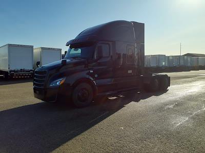 Used 2020 Freightliner Cascadia Detroit Diesel DD15 Semi Truck with Sleeper Cab for sale #896497 - photo 1