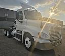 Used 2016 Freightliner Cascadia Cummins ISX Semi Truck for sale #381714 - photo 4
