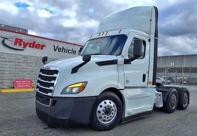 Used 2022 Freightliner Cascadia Detroit Diesel DD15 Semi Truck for sale #548895 - photo 1