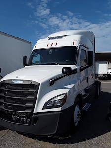 Used 2019 Freightliner Cascadia Detroit Diesel DD15 Semi Truck with Sleeper Cab for sale #597561 - photo 1