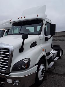 Used 2019 Freightliner Cascadia Detroit DD13 Semi Truck for sale #862443 - photo 1