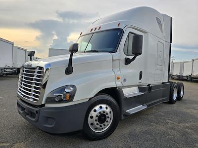 Used 2019 Freightliner Cascadia Detroit Diesel DD15 Semi Truck with Sleeper Cab for sale #862624 - photo 1