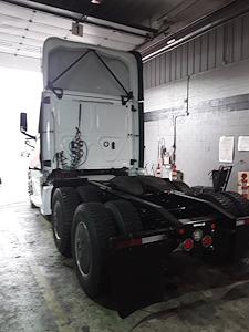 Used 2019 Freightliner Cascadia Detroit Diesel DD15 Semi Truck for sale #870330 - photo 2