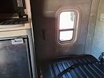 Used 2020 Freightliner Cascadia Detroit Diesel DD15 Semi Truck with Sleeper Cab for sale #877571 - photo 13
