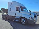 Used 2020 Freightliner Cascadia Detroit Diesel DD15 Semi Truck with Sleeper Cab for sale #877571 - photo 4