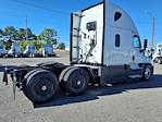 Used 2020 Freightliner Cascadia Detroit Diesel DD15 Semi Truck with Sleeper Cab for sale #877571 - photo 5