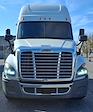 Used 2020 Freightliner Cascadia Detroit Diesel DD15 Semi Truck with Sleeper Cab for sale #877573 - photo 3