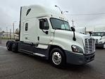 Used 2020 Freightliner Cascadia Detroit Diesel DD15 Semi Truck with Sleeper Cab for sale #877575 - photo 4