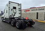 Used 2020 Freightliner Cascadia Detroit Diesel DD15 Semi Truck with Sleeper Cab for sale #877575 - photo 2