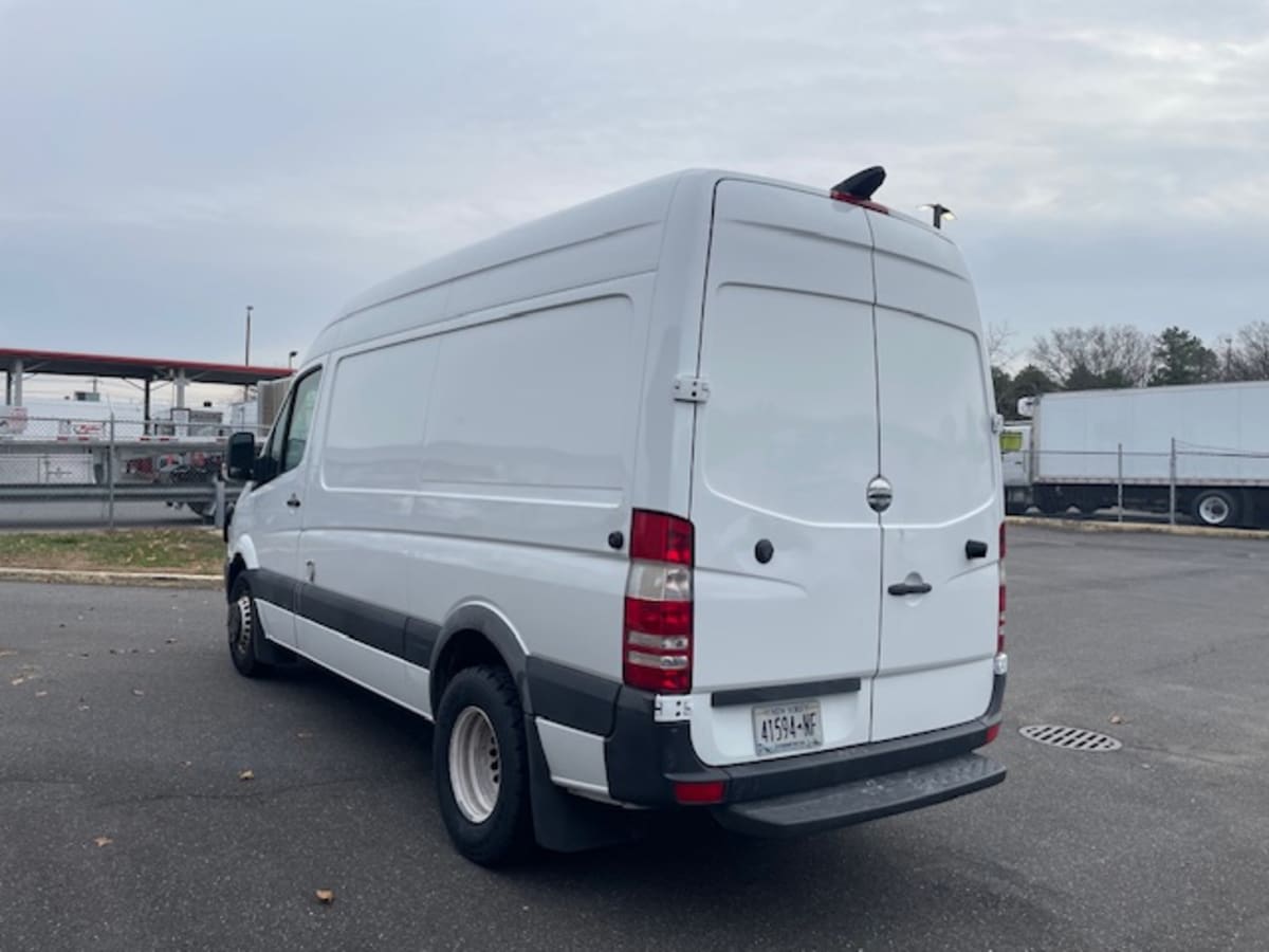 Used 2018 Freightliner Sprinter 3500 - photo 2