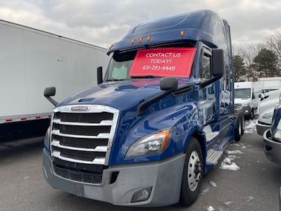 Used 2020 Freightliner Cascadia Detroit Diesel DD15 Semi Truck with Sleeper Cab for sale #865025 - photo 1