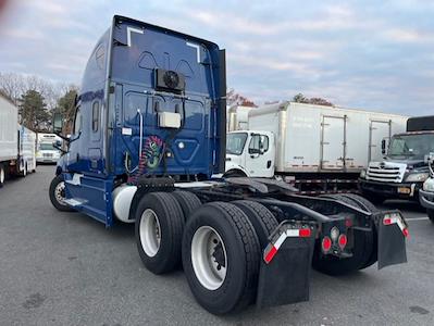 Used 2020 Freightliner Cascadia Detroit Diesel DD15 Semi Truck with Sleeper Cab for sale #865026 - photo 2