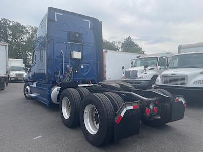 Used 2019 Freightliner Cascadia Detroit Diesel DD15 Semi Truck with Sleeper Cab for sale #865047 - photo 2