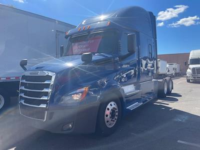 Used 2020 Freightliner Cascadia Detroit Diesel DD15 Semi Truck with Sleeper Cab for sale #865104 - photo 1