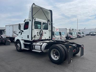 Used 2019 Freightliner Cascadia Detroit Diesel DD15 Semi Truck for sale #870414 - photo 2