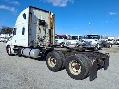 Used 2020 Freightliner Cascadia Detroit Diesel DD16 Semi Truck with Sleeper Cab for sale #286945 - photo 2