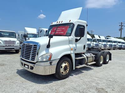 Used 2017 Freightliner Cascadia Detroit DD13 Semi Truck for sale #671839 - photo 1