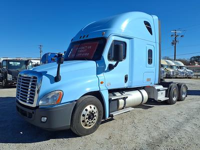 Used 2018 Freightliner Cascadia Detroit Diesel DD15 Semi Truck with Sleeper Cab for sale #753371 - photo 1