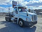 Used 2018 Freightliner Cascadia Detroit Diesel DD15 Semi Truck for sale #763265 - photo 4