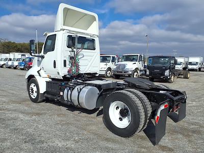 Used 2019 International RH International A26 Semi Truck for sale #812784 - photo 2