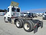 Used 2019 Freightliner Cascadia Detroit DD13 Semi Truck for sale #812988 - photo 2