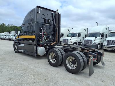 Used 2020 Freightliner Cascadia Detroit Diesel DD15 Semi Truck with Sleeper Cab for sale #879906 - photo 2