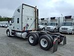 Used 2020 Freightliner Cascadia Detroit Diesel DD15 Semi Truck with Sleeper Cab for sale #880098 - photo 2