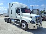 Used 2020 Freightliner Cascadia Detroit Diesel DD15 Semi Truck with Sleeper Cab for sale #881163 - photo 4