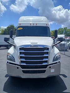 Used 2020 Freightliner Cascadia - photo 1