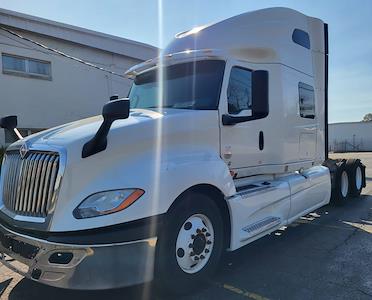Used 2020 International LT - photo 1