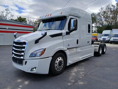 Used 2020 Freightliner Cascadia Detroit Diesel DD15 Semi Truck with Sleeper Cab for sale #265434 - photo 2