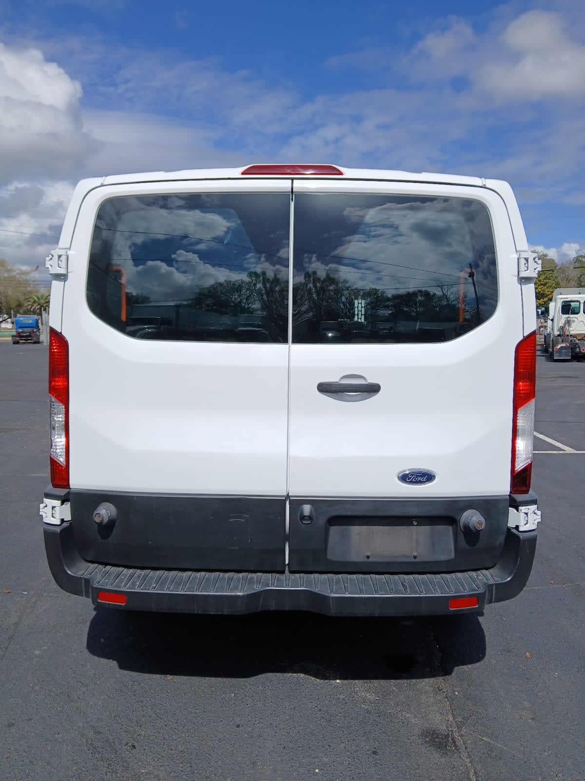 Used 2019 Ford Transit 250 - photo 7