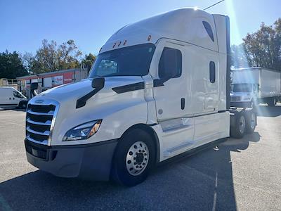 Used 2022 Freightliner Cascadia Detroit Diesel DD15 Semi Truck with Sleeper Cab for sale #581918 - photo 1