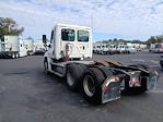Used 2017 Freightliner Cascadia Cummins ISX Semi Truck for sale #664396 - photo 2