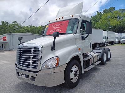 Used 2017 Freightliner Cascadia Detroit DD13 Semi Truck for sale #678810 - photo 1