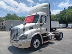 Used 2018 Freightliner Cascadia Detroit DD13 Semi Truck for sale #683717 - photo 1