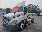 Used 2018 Freightliner Cascadia Detroit DD13 Semi Truck for sale #778141 - photo 1