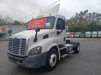 Used 2018 Freightliner Cascadia Detroit DD13 Semi Truck for sale #778145 - photo 1
