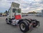Used 2018 Freightliner Cascadia Detroit DD13 Semi Truck for sale #778149 - photo 2
