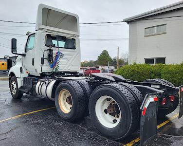 Used 2018 International LT International A26 Semi Truck for sale #789713 - photo 2