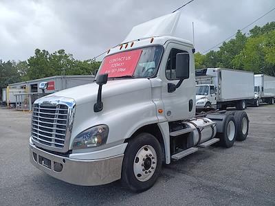Used 2019 Freightliner Cascadia Detroit DD13 Semi Truck for sale #794265 - photo 1