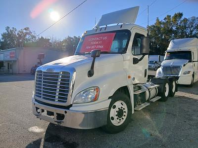 Used 2019 Freightliner Cascadia Detroit DD13 Semi Truck for sale #813417 - photo 1