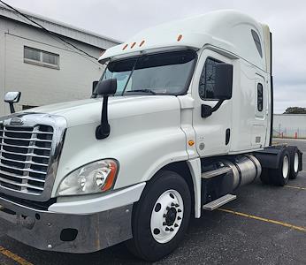 Used 2019 Freightliner Cascadia Detroit Diesel DD15 Semi Truck with Sleeper Cab for sale #862500 - photo 1