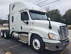 Used 2019 Freightliner Cascadia Detroit Diesel DD15 Semi Truck with Sleeper Cab for sale #862500 - photo 4